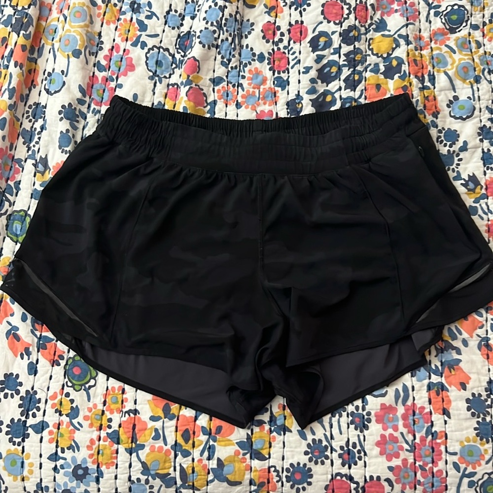 Lululemon hotty hot shorts